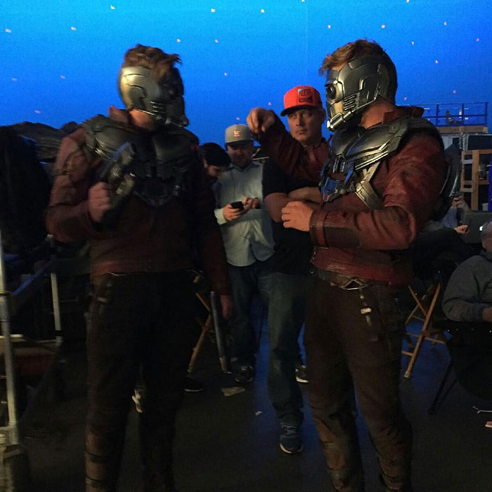 Photos Of Avengers With Their Stunt Doubles That Instantly Make The Actors Less Cool