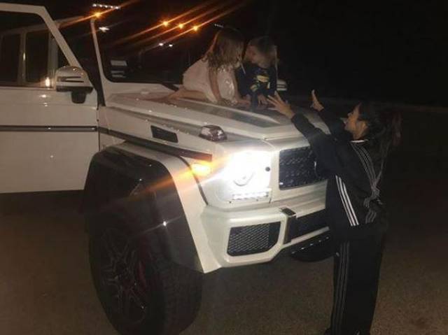 30 Times The Kardashians Matched Their Cars So Well