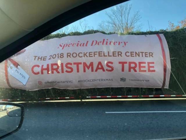 banner - Sperial Delirery The 2018 Rockefeller Center To Nyc Christmas Tree E Tishman Speyer BaRoCenterNYC