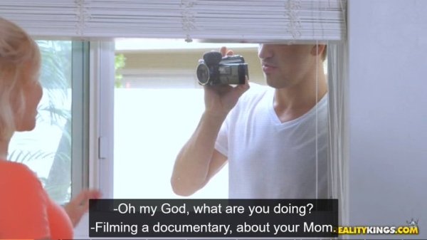 porn out of context shoulder - Oh my God, what are you doing? Filming a documentary, about your Mom. Ealitykings.Com