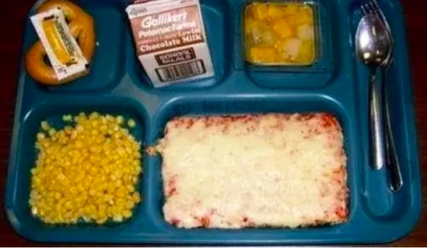 school lunch pizza