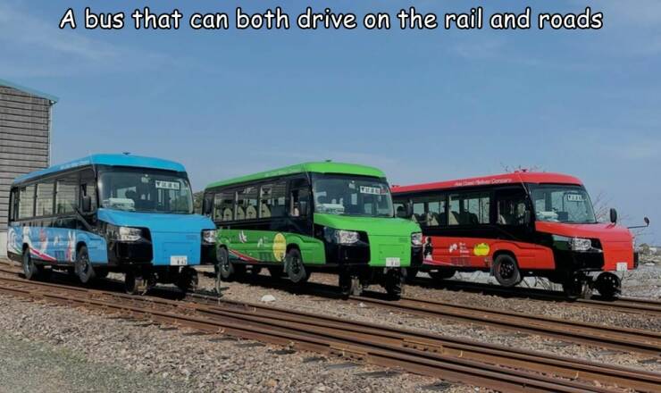 cool random pics - dual mode vehicle japan - A bus that can both drive on the rail and roads 415 Who'S Geeks,