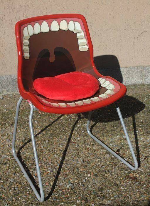 cool pics - chair with mouth