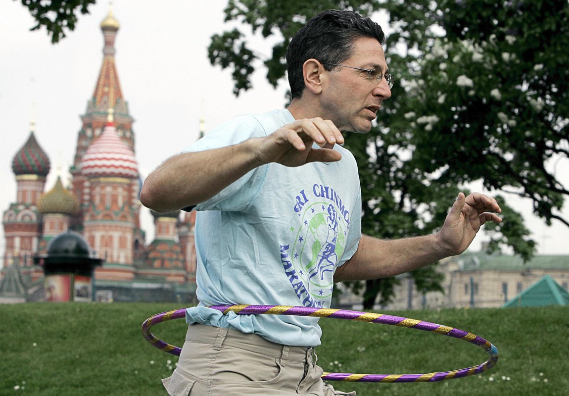 Hula Hooping, most revolutions in one minute, 190, New York, October 2008