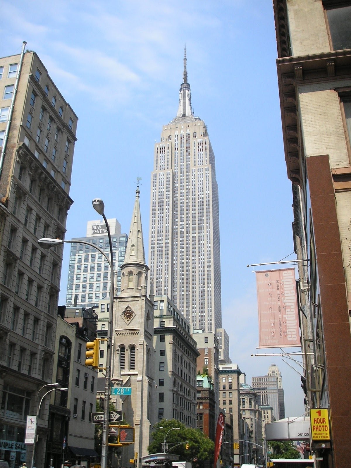 Empire State Building, New York: 1,454'