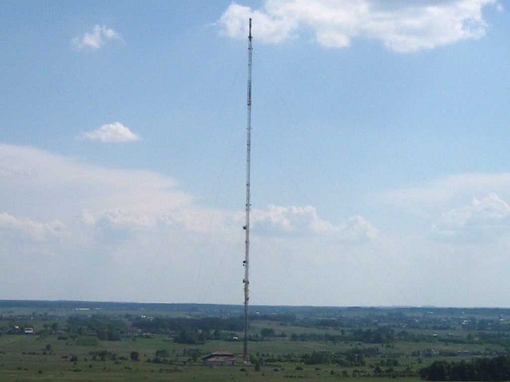 Warsaw Radio Mast, Poland: 2,121'