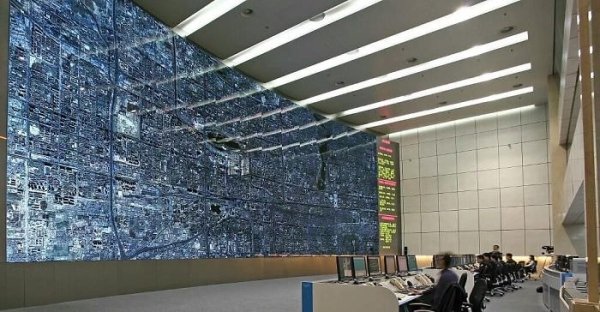 cut in half beijing traffic control room