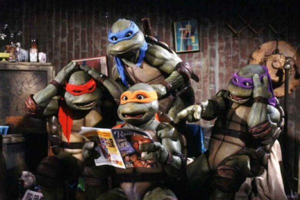 Teenage Mutant Ninja Turtles (1990)
What more needs to be said about this one? The original is the best of the trilogy, full of dark humor, violence and creepy animatronic heads. Next to the animated series, this is my all-time favourite depiction of the turtles.