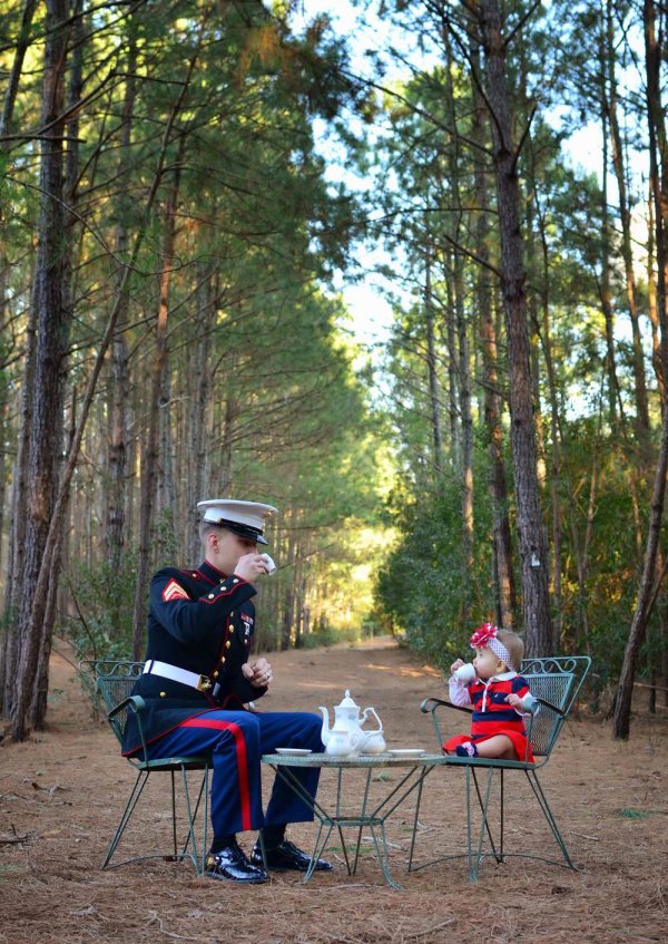 marine having tea with daughter