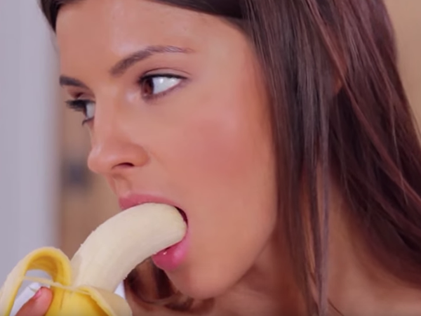 24 Girls Eating A Banana!