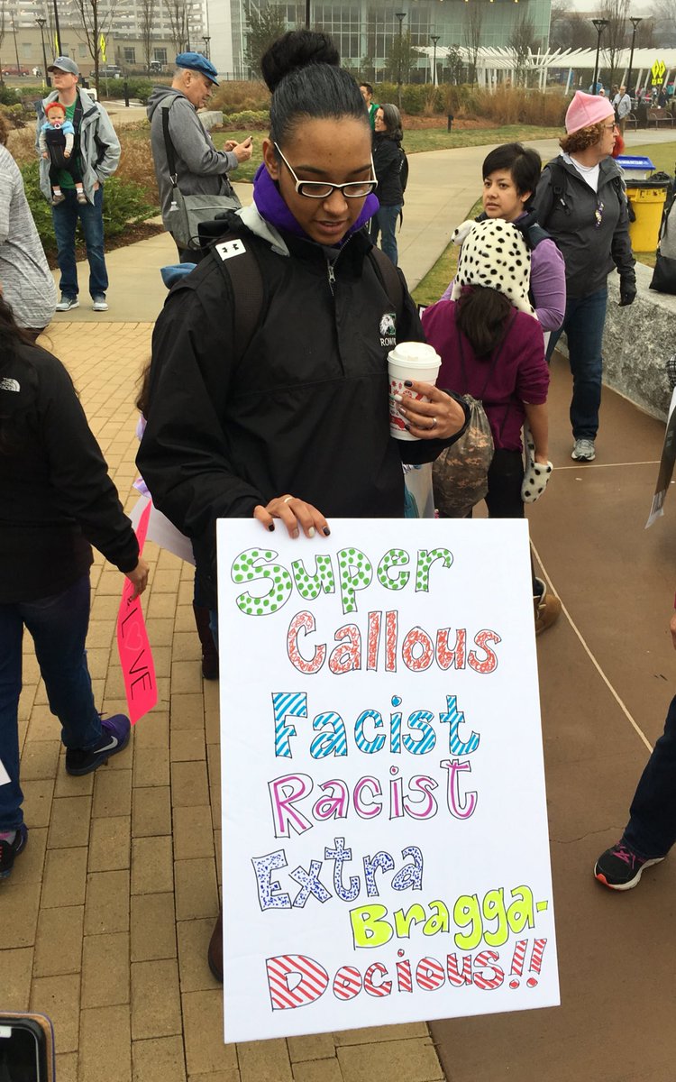 30 Funniest Silly Signs At The Womens March!