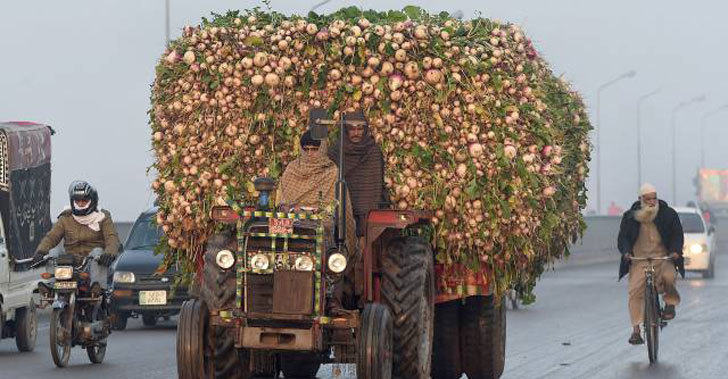 weird pic tractor trailer in pakistan
