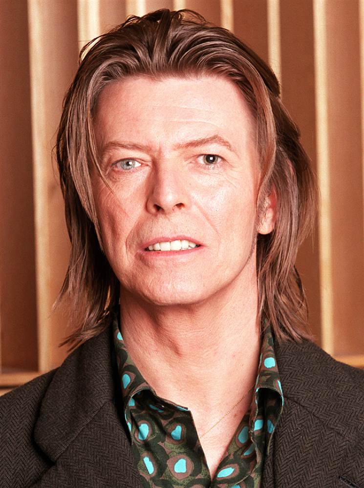 David Bowie was in a fight in his youth, resulting in an enlarged pupil in one eye