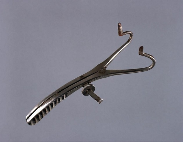 Mouth gag, used to prop mouth open for procedures such as dentistry or tonsillectomy. Used in a mental health hospital in Victoria, Australia, circa 1930