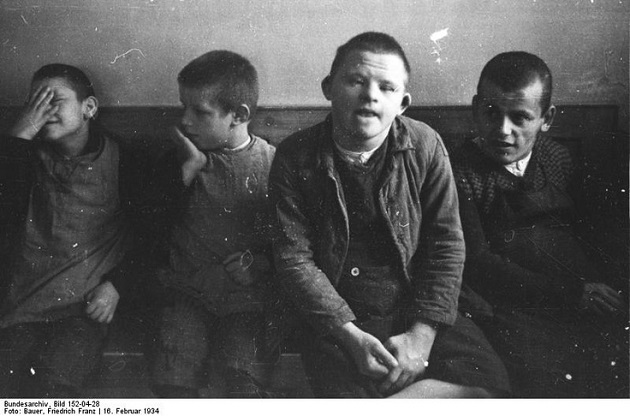 Child candidates for compulsory sterilization, waiting for the court's decision, 1934