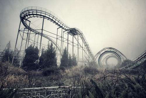 abandoned theme park japan