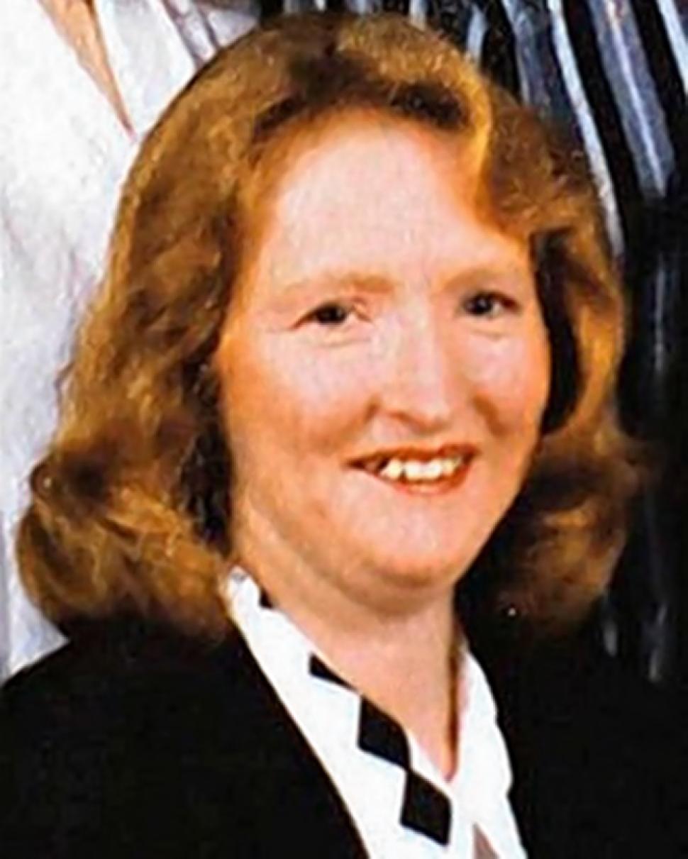 Katherine Knight. She is the first Australian woman to be given life without parole. She started with slitting the throat of her boyfriend's dog in front of him. Then she stabbed him for falling asleep during sex. Finally, she killed, decapitated, and skinned him, and boiled his body parts to feed to his children.