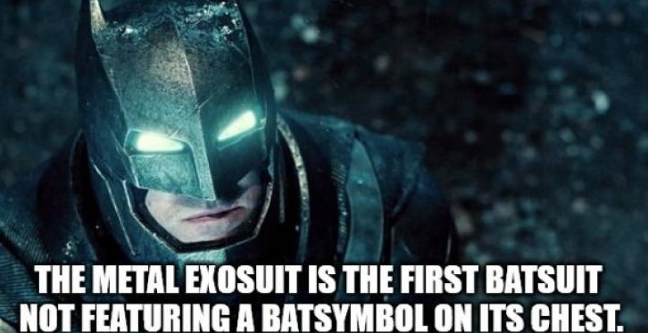 batman 2017 - The Metal Exosuit Is The First Batsuit Not Featuring A Batsymbol On Its Chest.