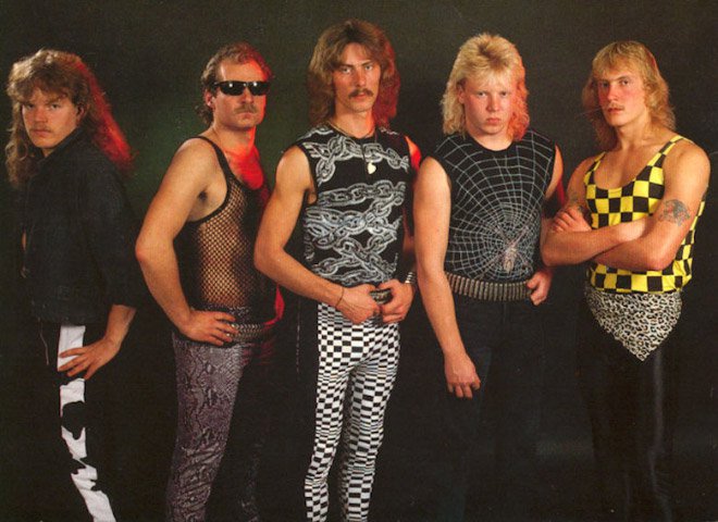 Some of the Most Awkward Band Photos