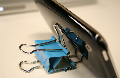6 Life-Changing Uses for Binder Clips