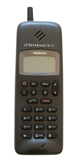1992  Nokia 1011