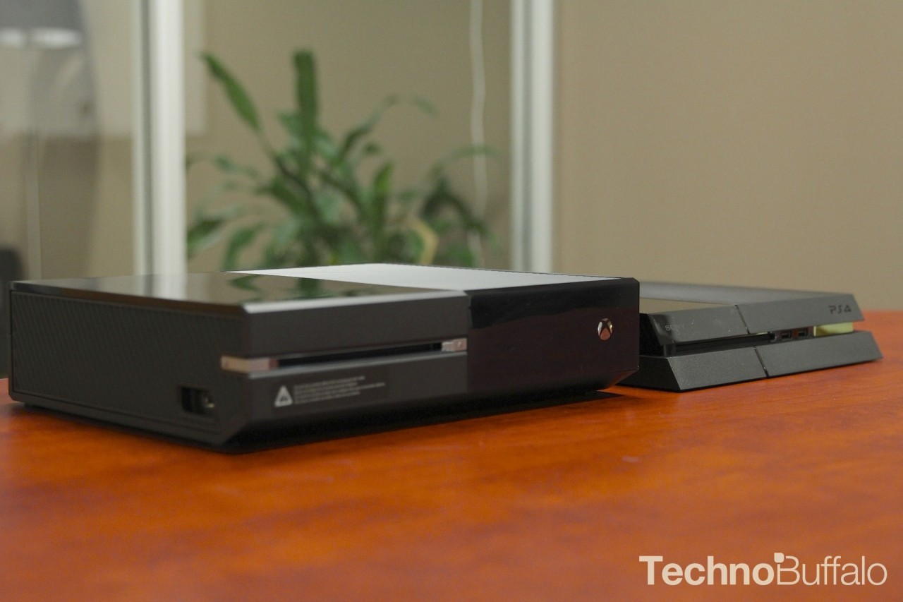Ps4 And Xbox One Side By Side Comparison