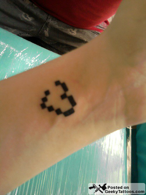 pixel heart tattoo - Posted on Geeky Tattoos.com