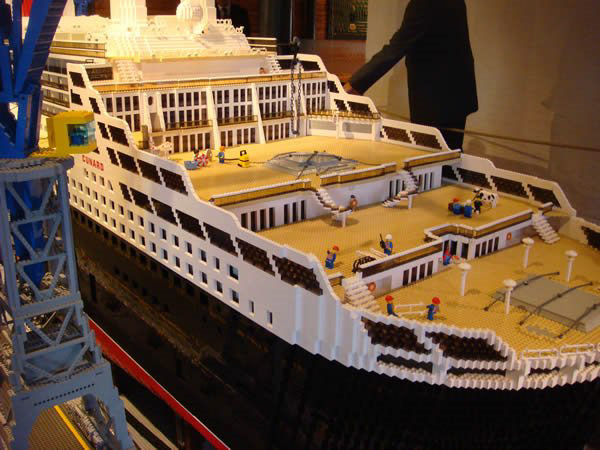 Mind Blowing Mega Creations Made With Lego's