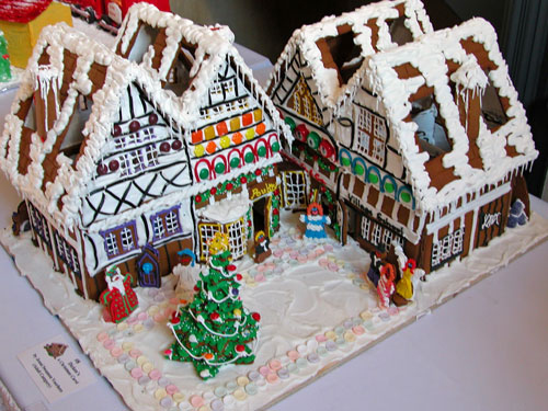 23 Awesome Gingerbread Houses
