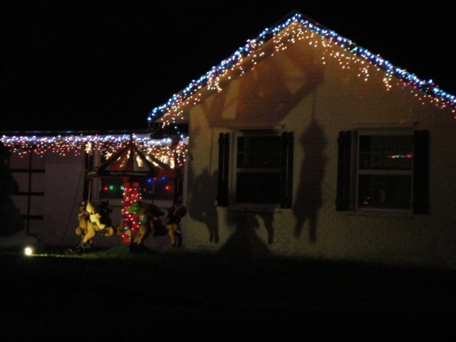 20 Of The Worst.. Or Best Christmas Decorations