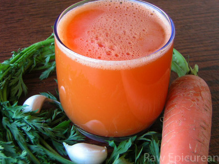 carrot juice homemade - Raw Epicurean