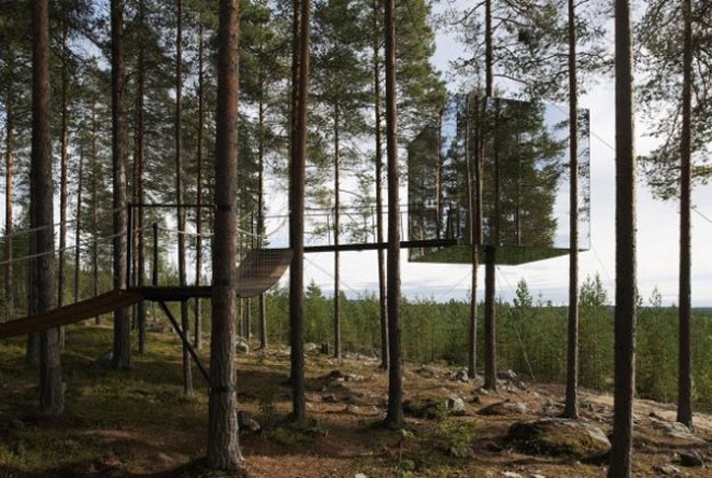 Mirror Cube Tree House Is Almost Invisible