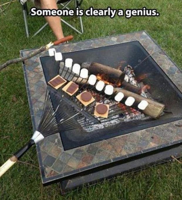 rake smores - Someone is clearly a genius.