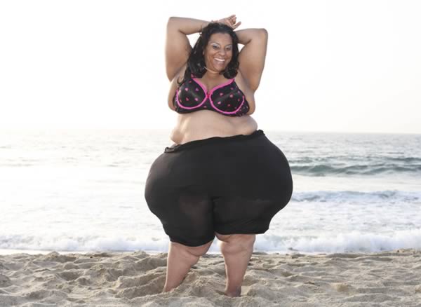The Plus Size Model Who Holds the Record For World's Largest Hips