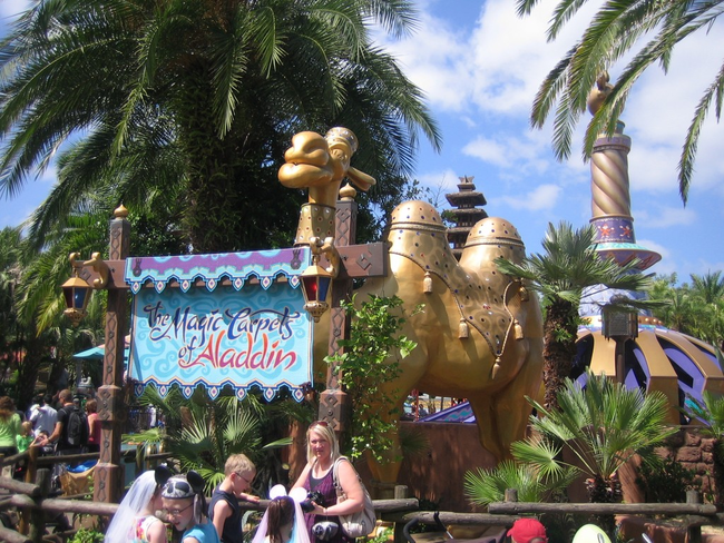 The Camel outside Aladdin's Magic Carpet that "spits" on guests that walk by is actually operated by a man nearby who judges whether or not he can hit the unsuspecting visitors.