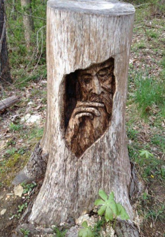 tree stump sculpture
