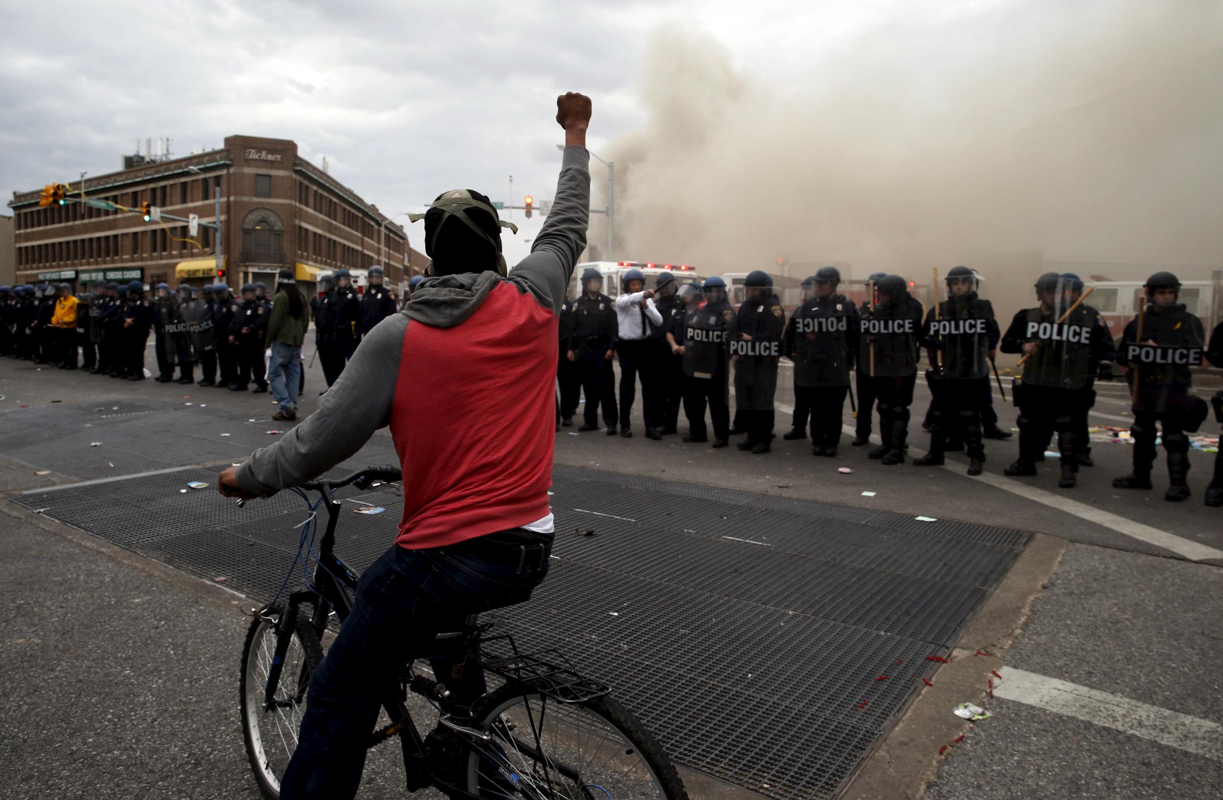 Powerful Photos From The Baltimore Riots