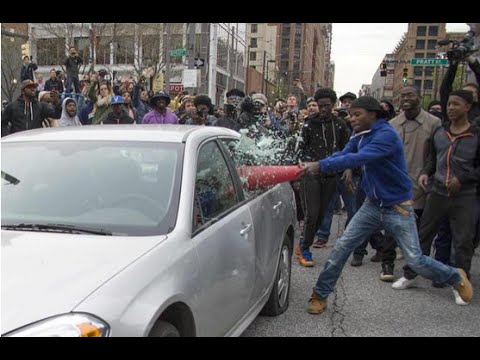 Powerful Photos From The Baltimore Riots