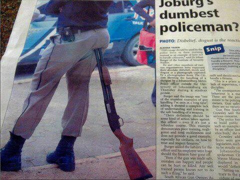 funny policeman - Joburg > dumbest policeman? Photo Disbelief. disguest is the reacti Snip rity, Joh R odent theo W The Athe e want to be pics they on the Goth erstanding and wing in Then y ou be some kind of die "The police for Com This dos produto espec