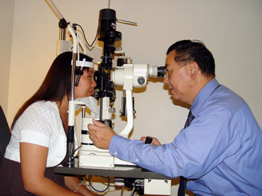 Optometrist:Median pay: 108,000 Top pay: 163,000