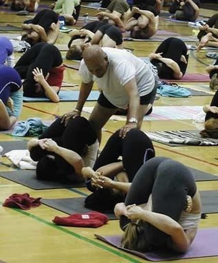Someone needs to tell this guy warmth has nothing to do with yoga
