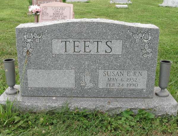funny gravestone - headstone - Mitchelt Somos Me More Edna Bohlke September 100 6 Dd Teets Susan E.Rn. May 6. 1952 Feb. 24. 1990