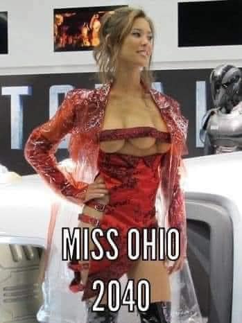 monday morning randomness -  shoulder - Miss Ohio 2040