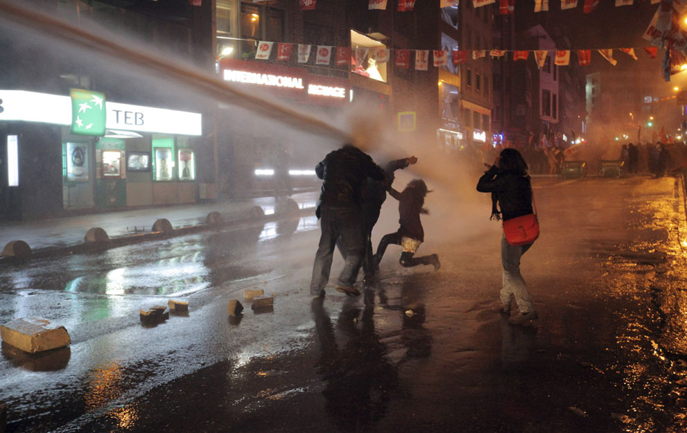 This is not Ukraine or Venezuela - Turkey Riots Continue