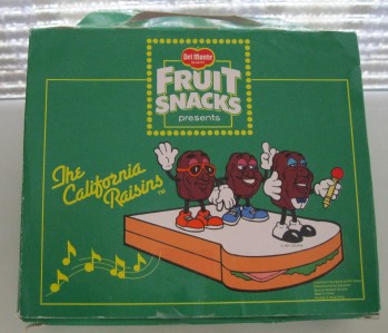 Vintage Fruit Snacks You Loved!