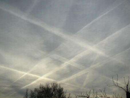 everytime i see the planes spraying chemtrails up the sky i will share a chemtrail picture.  enjoy!!!!