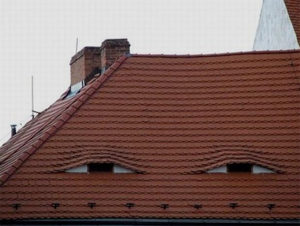 15 Objects That Give You The Feeling You're Being Watched