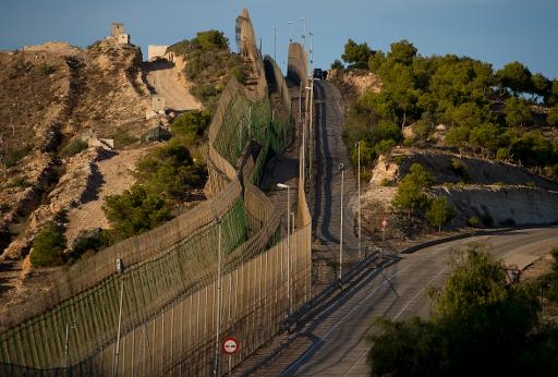 Constructed by Spain, its stated purpose is to stop illegal immigration and smuggling. Morocco has objected to the construction of the barrier since it does not recognise Spanish sovereignty in Melilla.