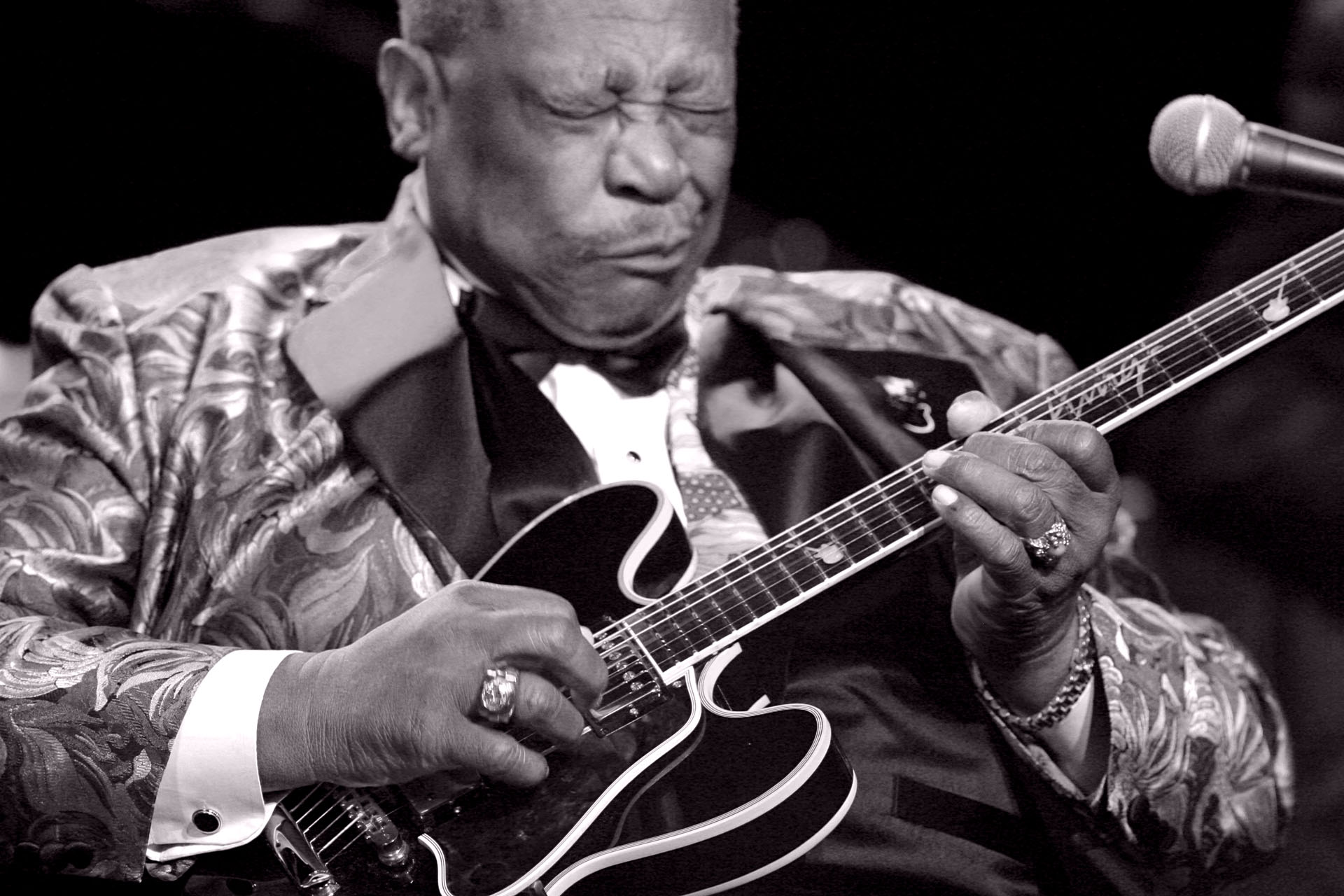 He was awarded his 15th Grammy in 2009 in the traditional blues album category for “One Kind Favor.”