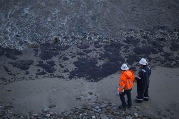 About 21,000 gallons spilled from an abandoned pipeline on the land near Refugio State Beach, spreading over about four miles of beach within hours.